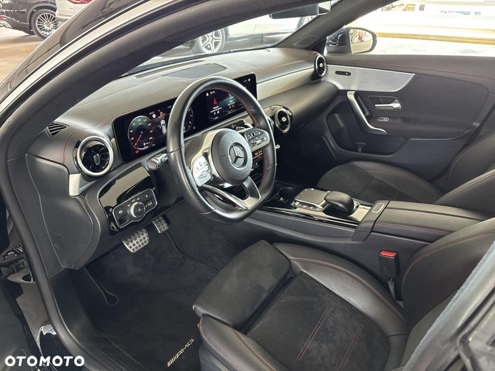 Mercedes-Benz CLA - 14