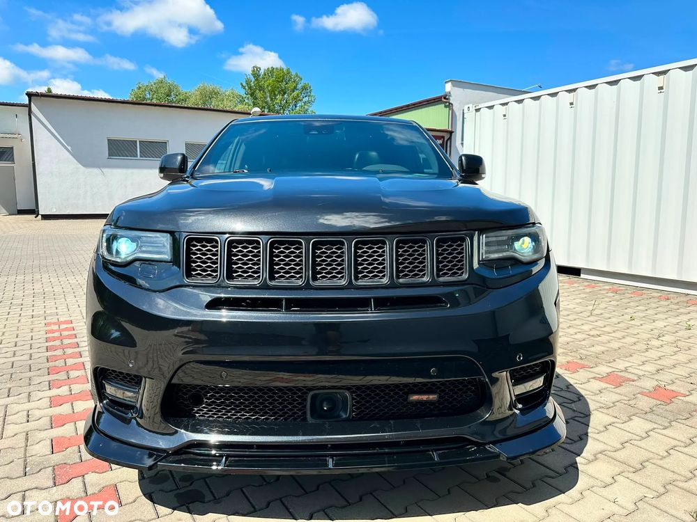 Jeep Grand Cherokee SRT8 - 5