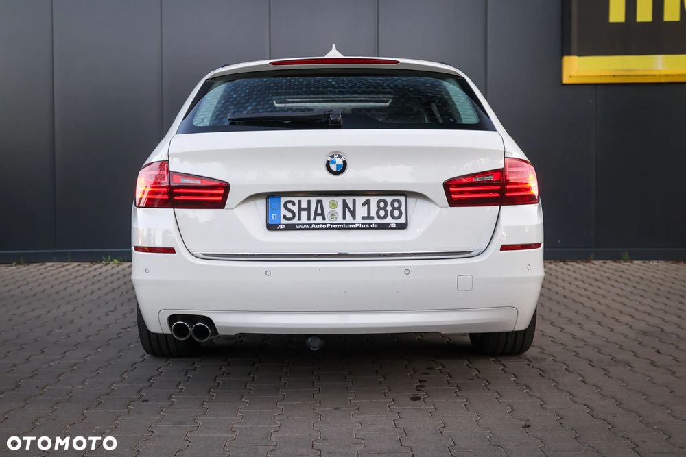 BMW Seria 5 525d xDrive Sport-Aut Modern Line - 14