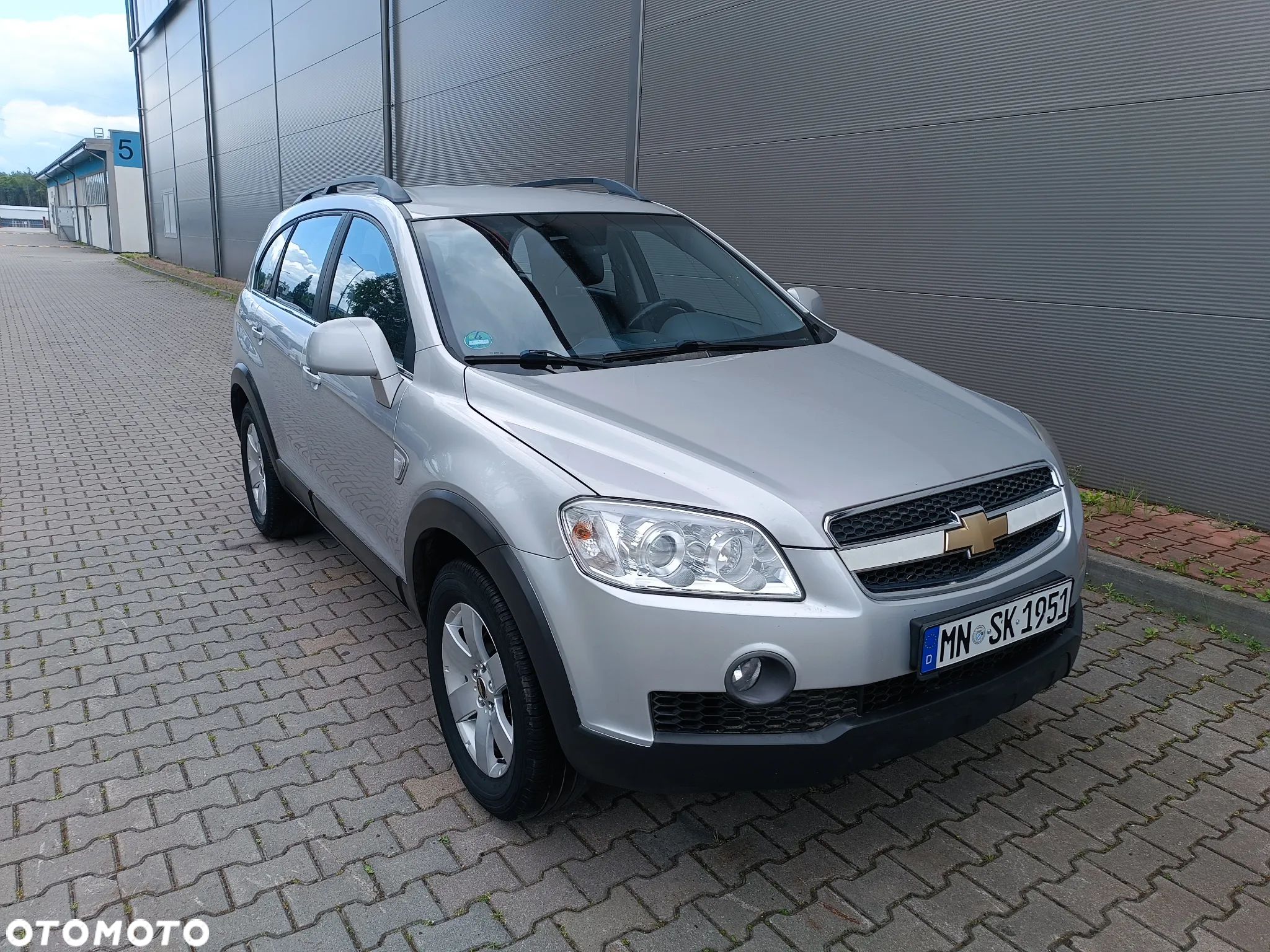 Chevrolet Captiva 2.4 2WD 7 Sitzer LS Family Edition - 1