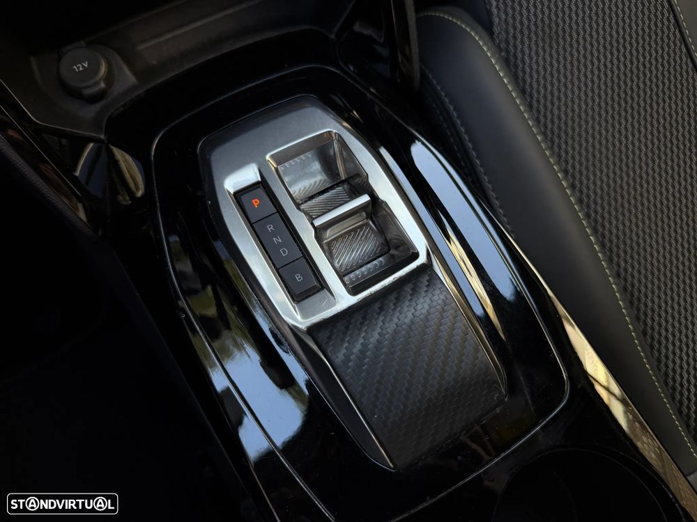 Peugeot e-2008 50 kWh GT Line - 17