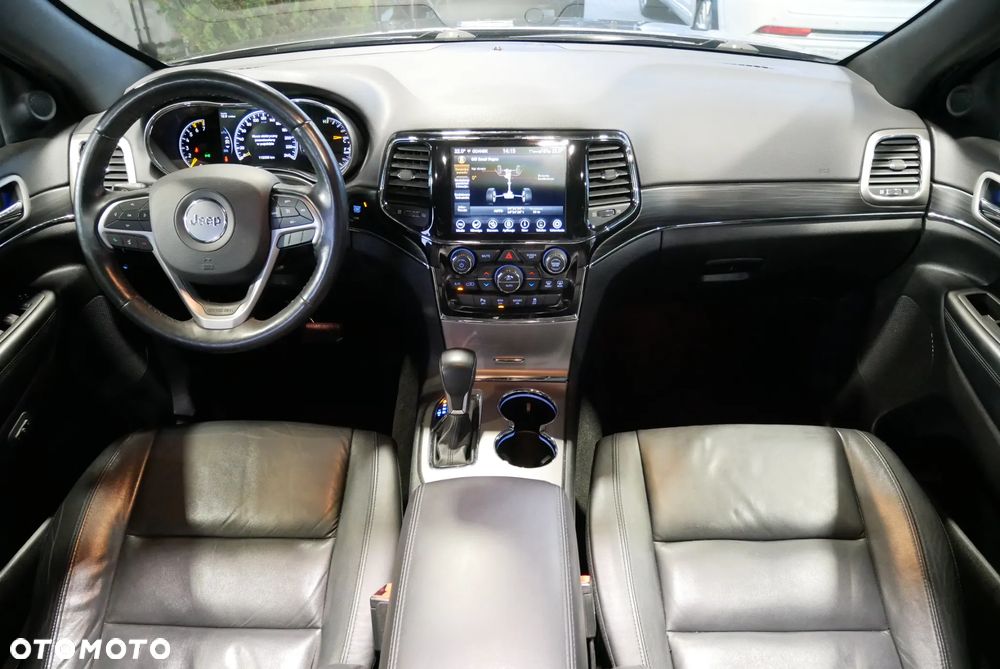 Jeep Grand Cherokee - 18