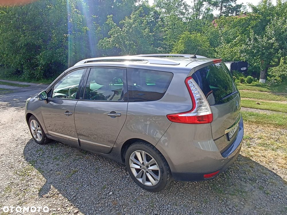 Renault Scenic 1.6dCi Energy Bose Edition - 10