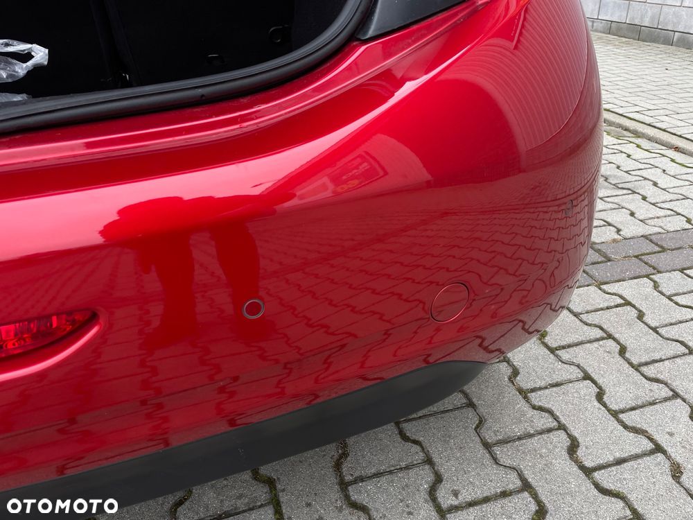 Peugeot 208 1.2 PureTech Allure - 12