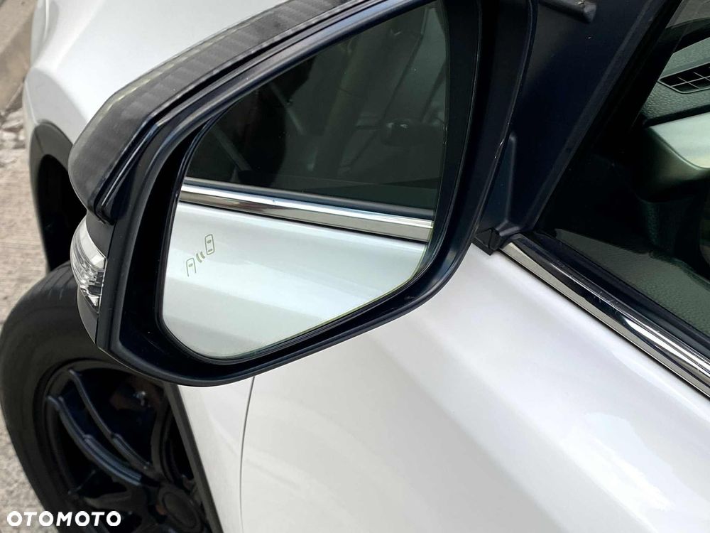 Toyota RAV4 Hybrid Premium 4x2 - 13