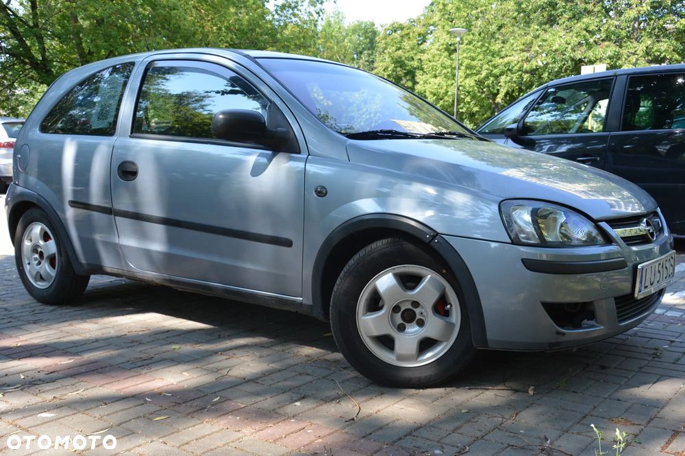 Opel Corsa 1.2 16V - 2