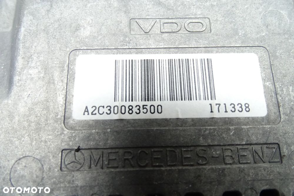 MERCEDES C W204 RADIO NAWIGACJA WYŚWIETLACZ  A2049009807 - 6
