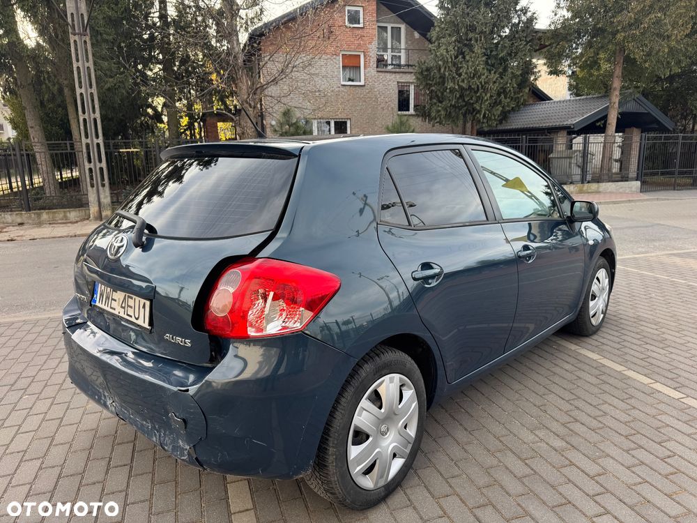 Toyota Auris 1.6 Prestige - 6