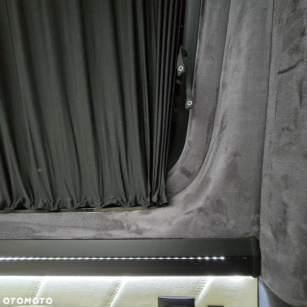 Mercedes-Benz Sprinter - 31