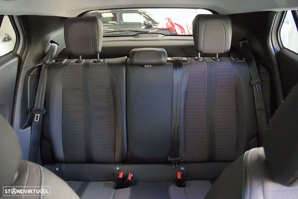Peugeot e-2008 50 kWh Allure Pack - 50