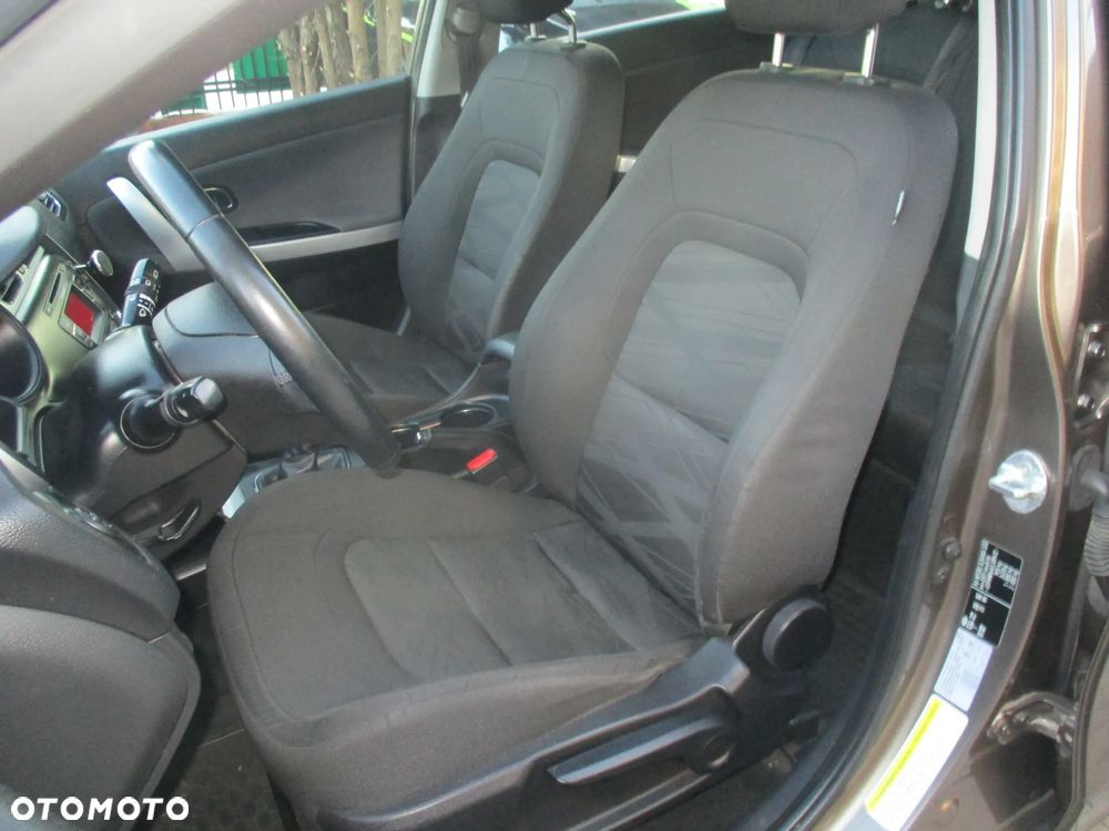 Kia Ceed Cee'd 1.6 CRDi L - 18
