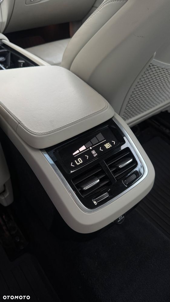 Volvo S90 D4 Inscription - 13