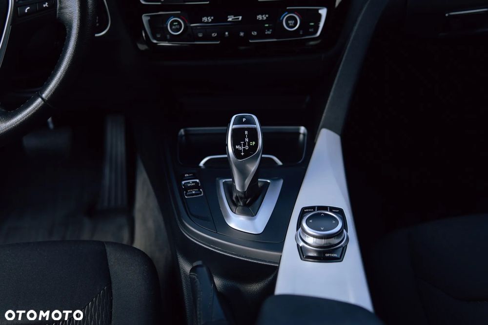 BMW Seria 3 320d Advantage - 10