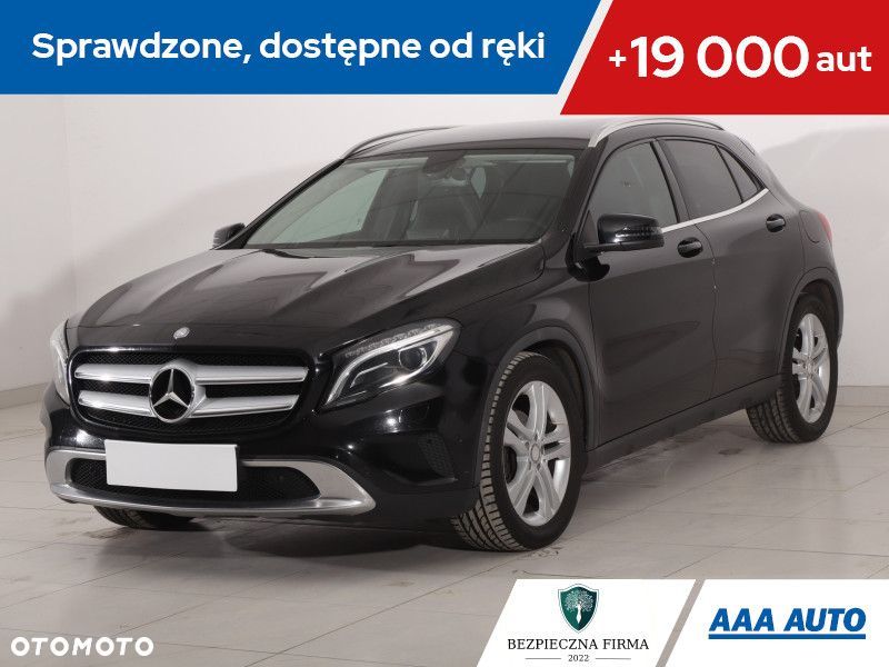 Mercedes-Benz GLA - 1