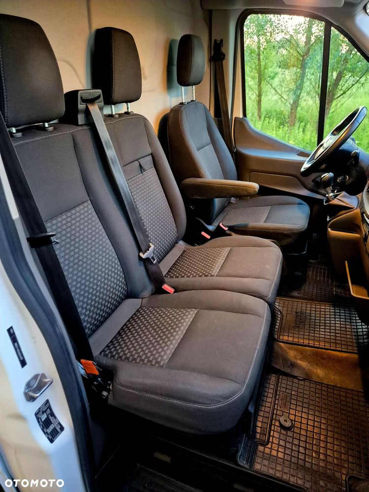 Ford Transit - 13