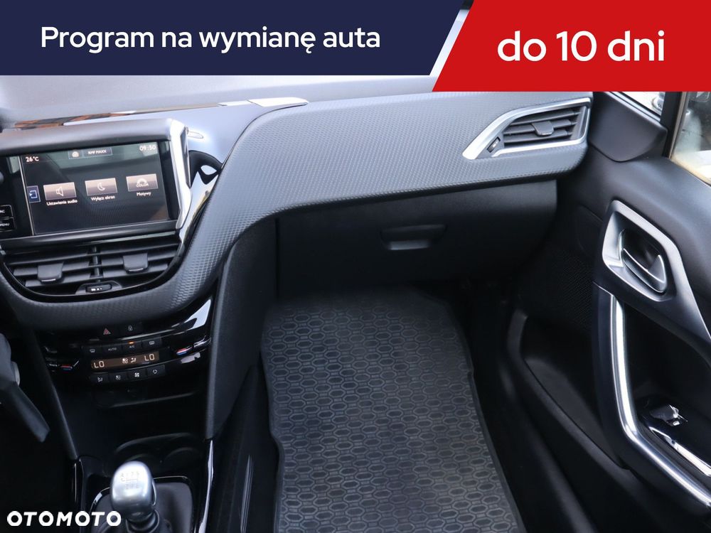 Peugeot 2008 - 10