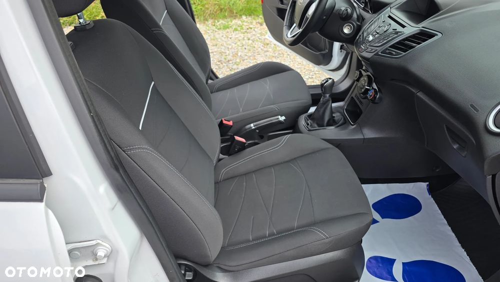 Ford Fiesta 1.25 SYNC Edition - 19