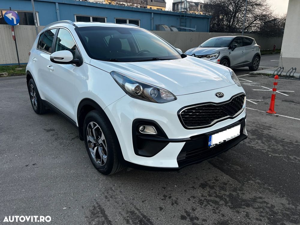 Kia Sportage 1.6 DSL MHEV 7DCT HP 4x2 Style - 8