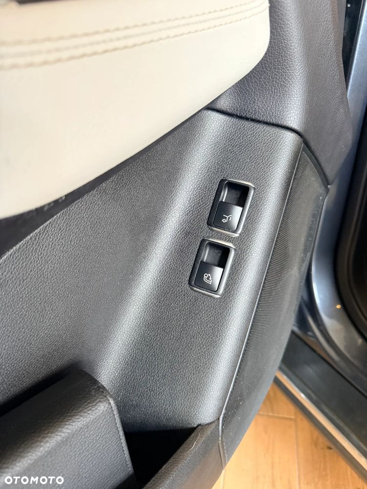 Mercedes-Benz GLE 500 4-Matic 9G-TRONIC - 12