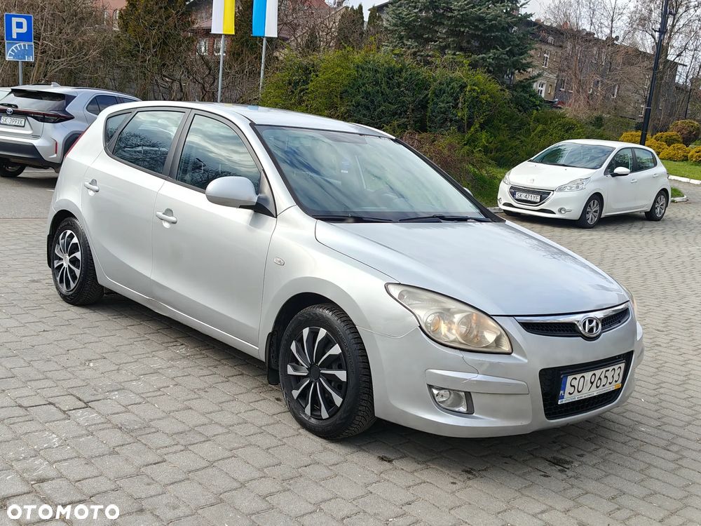 Hyundai i30 1.4 Classic + - 14