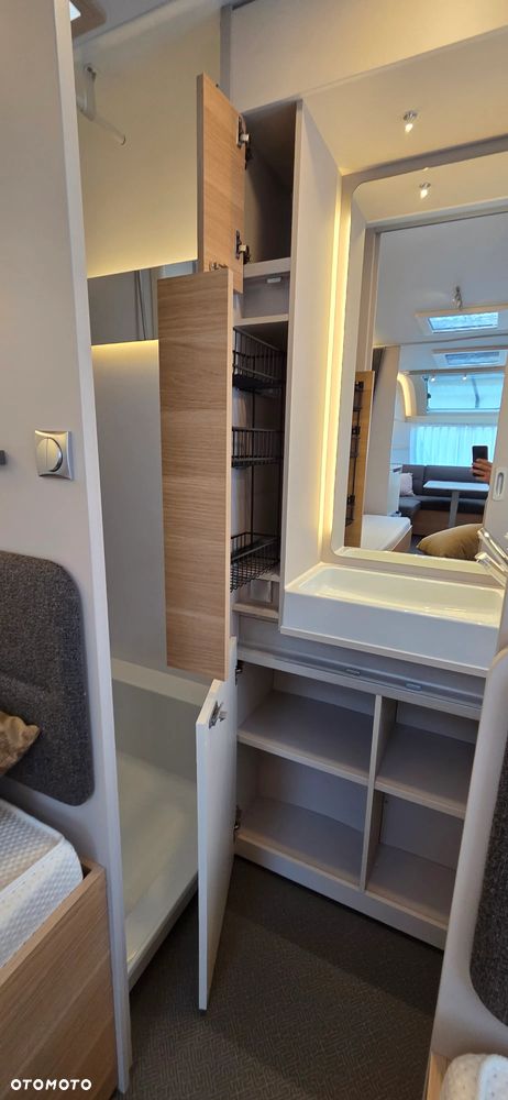 Adria Adora 572UT Mover Markiza Ogrzewanie Podłogowe - 12