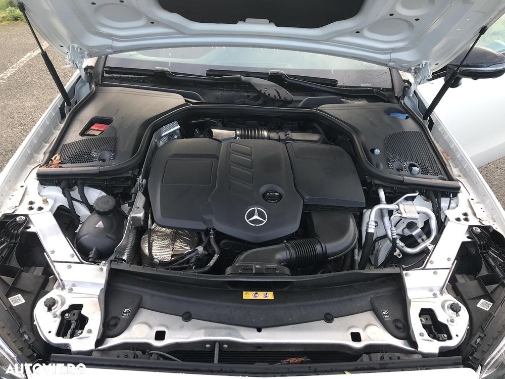Mercedes-Benz E 220 d 4Matic 9G-TRONIC AMG Line - 14