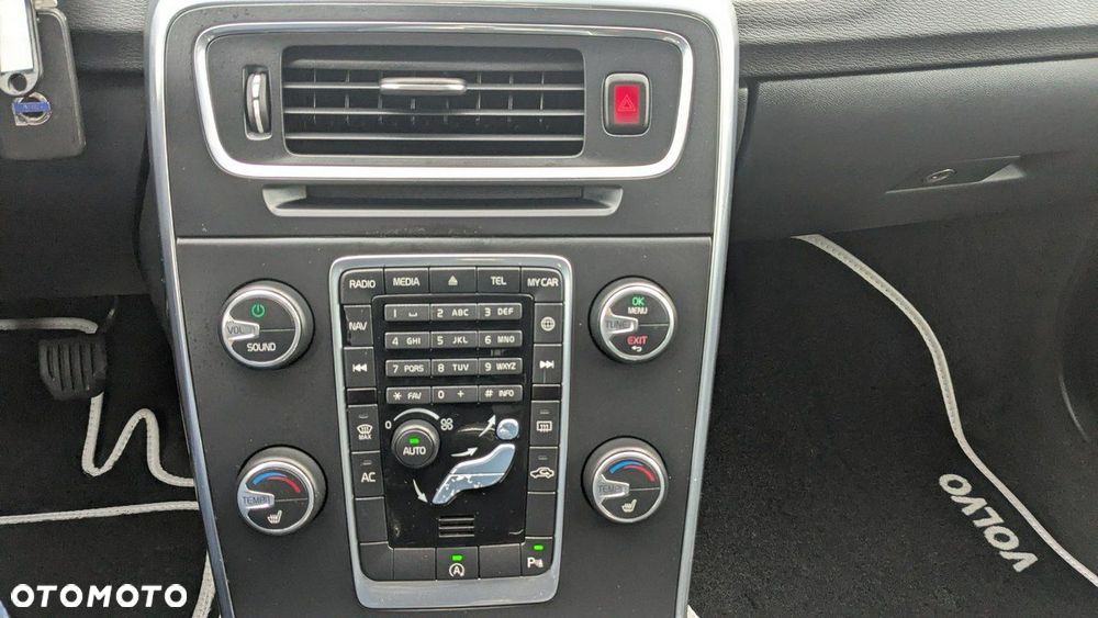 Volvo V60 - 25