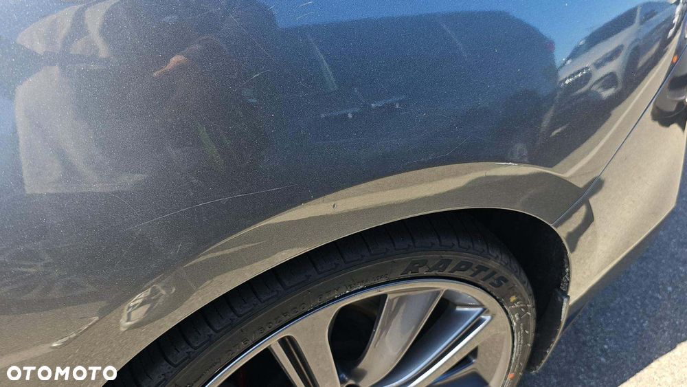 Infiniti Q60 - 16