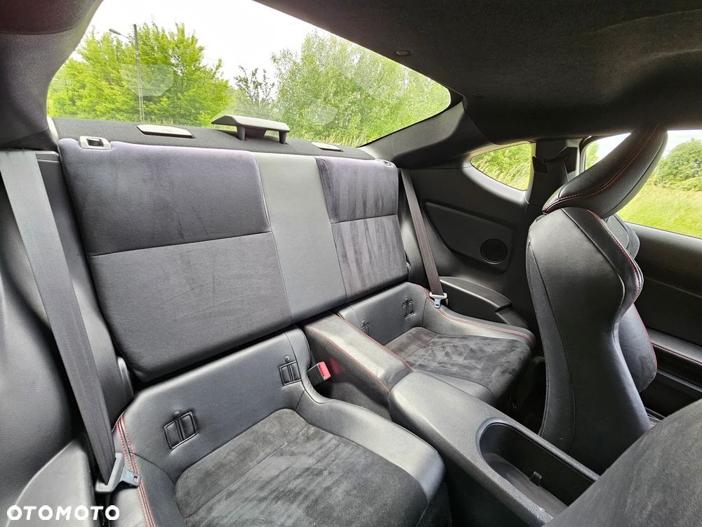 Toyota GT86 2.0 Prestige - 34