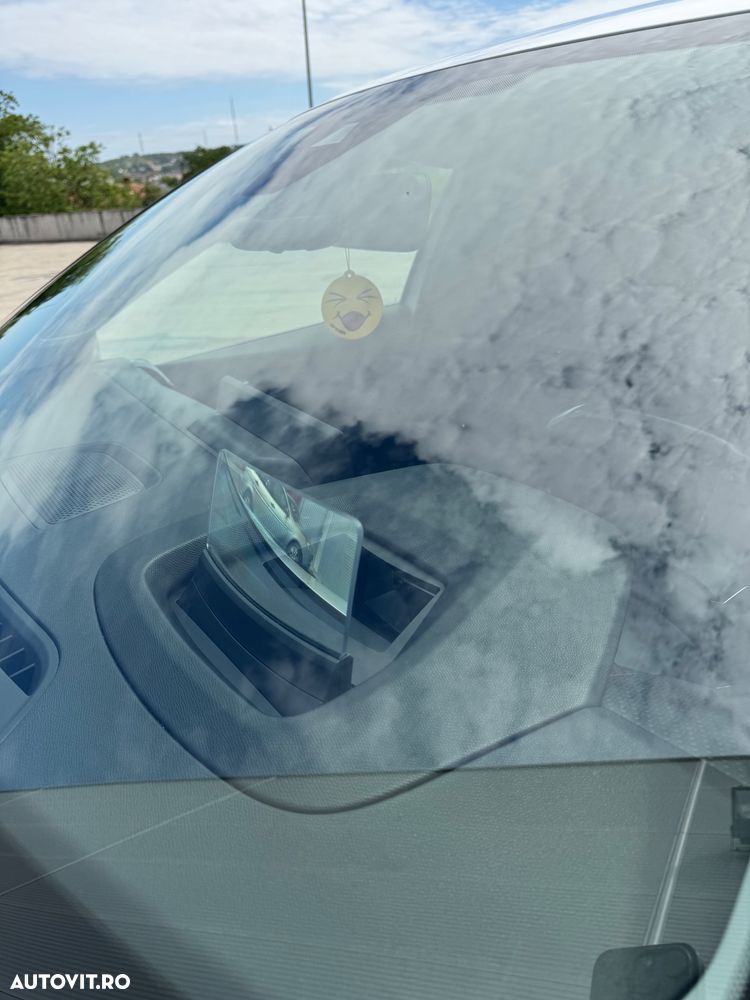 Citroën C4 BlueHDi 130 Stop&Start EAT8 SHINE - 31