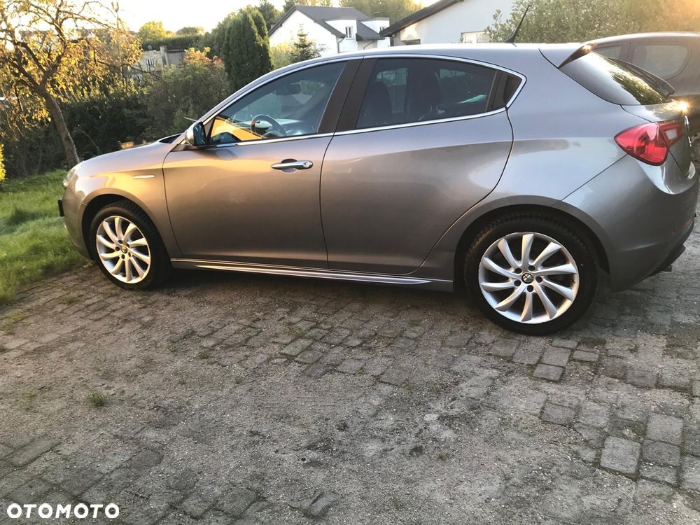 Alfa Romeo Giulietta 1.6 JTDM 16V - 6