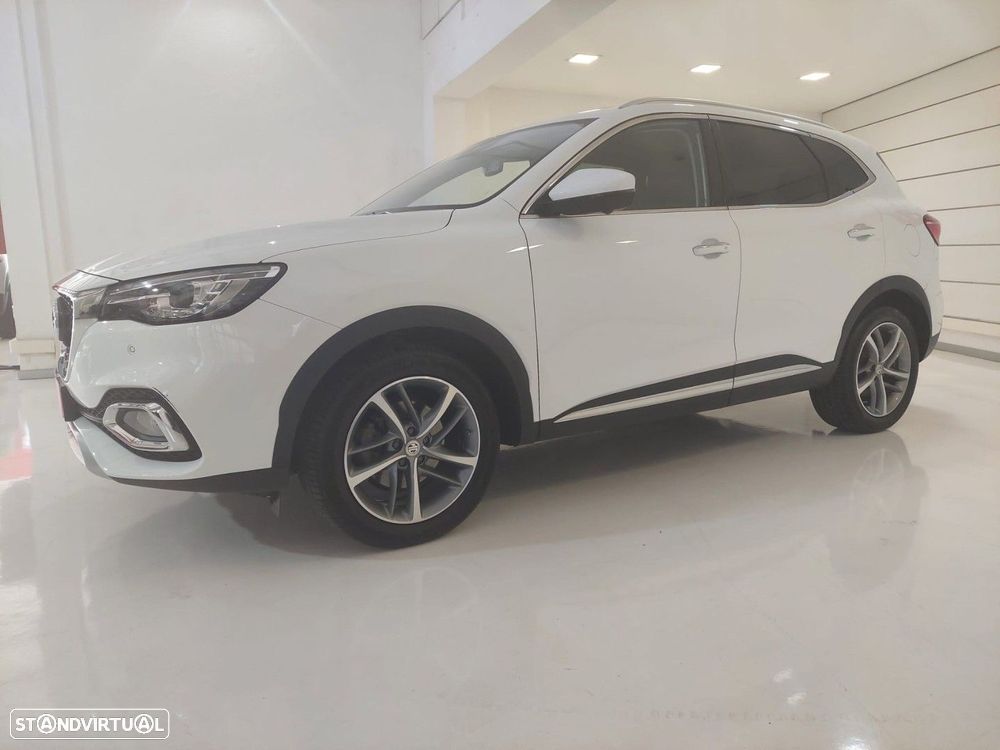 MG EHS 1.5T-GDI PHEV Luxury - 2