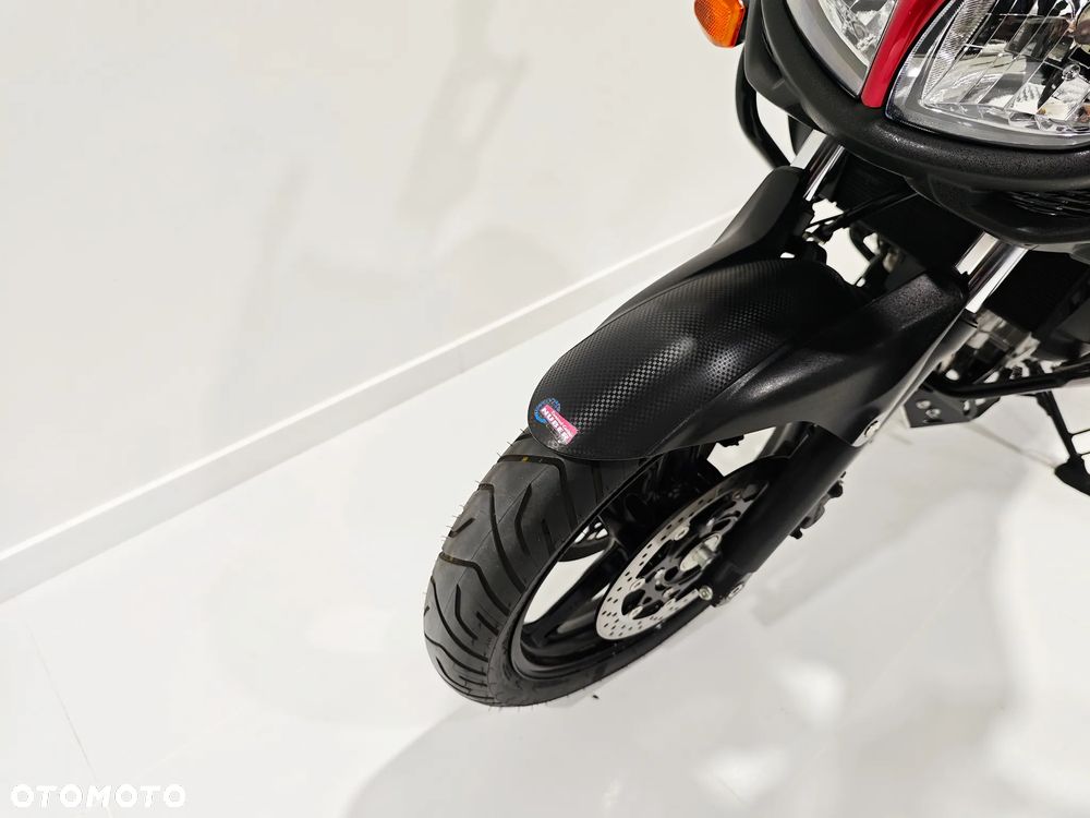 Suzuki V-STROM - 14