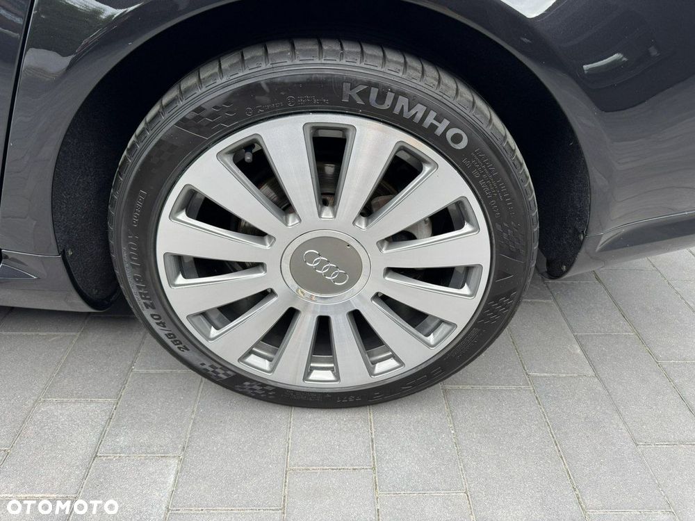 Audi A8 - 17