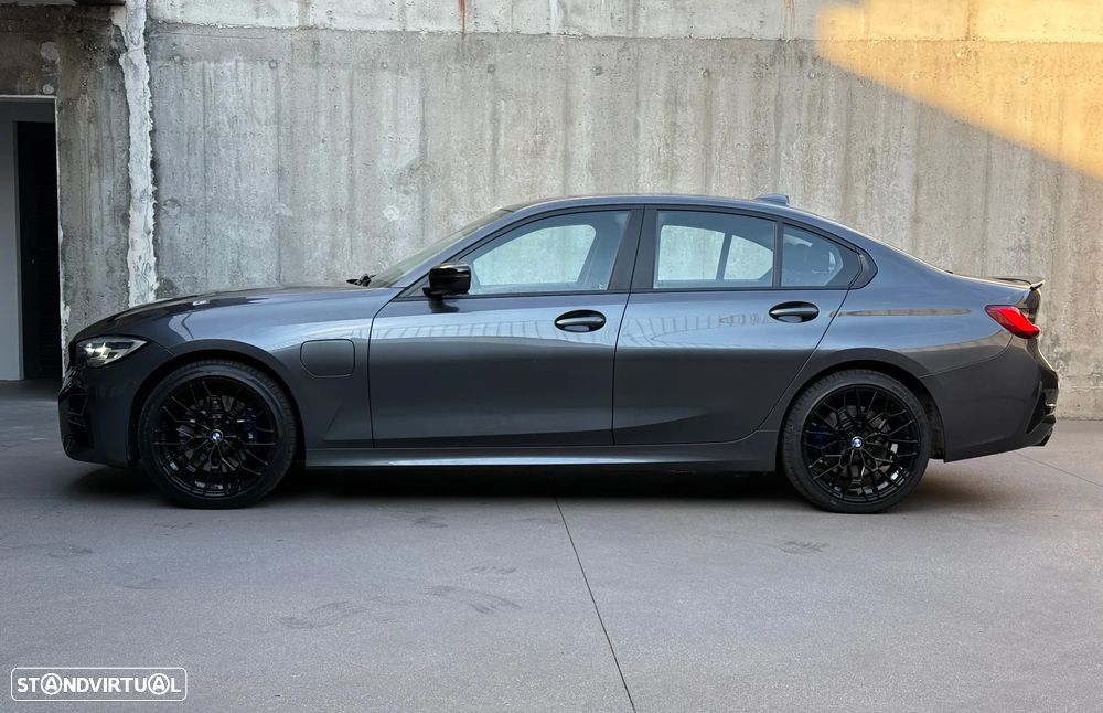 BMW 330 e Line Sport Auto - 9