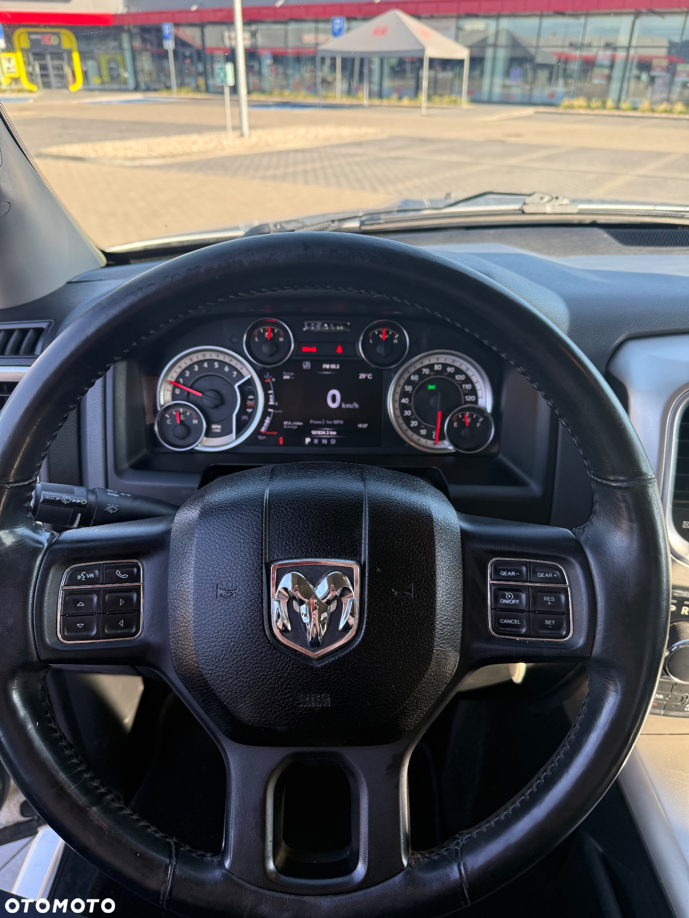 RAM 1500 Quad Cab Longbed Bighorn - 6