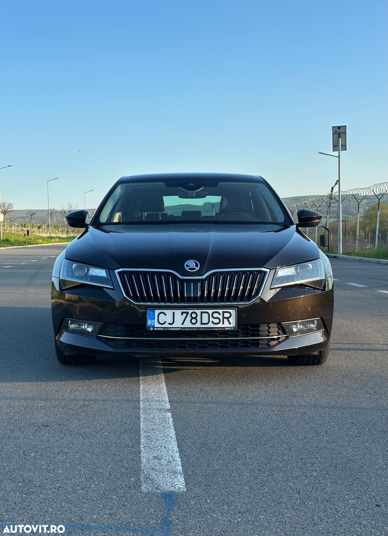 Skoda Superb 2.0 TDI DSG 4X4 Ambition - 6