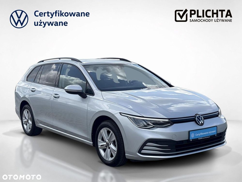 Volkswagen Golf - 8