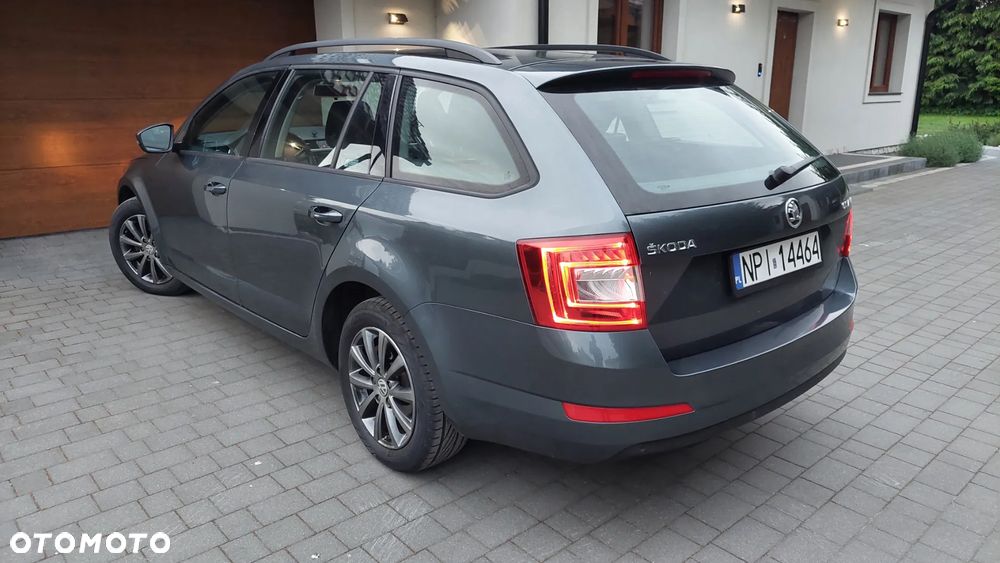 Skoda Octavia 2.0 TDI Ambition DSG - 14