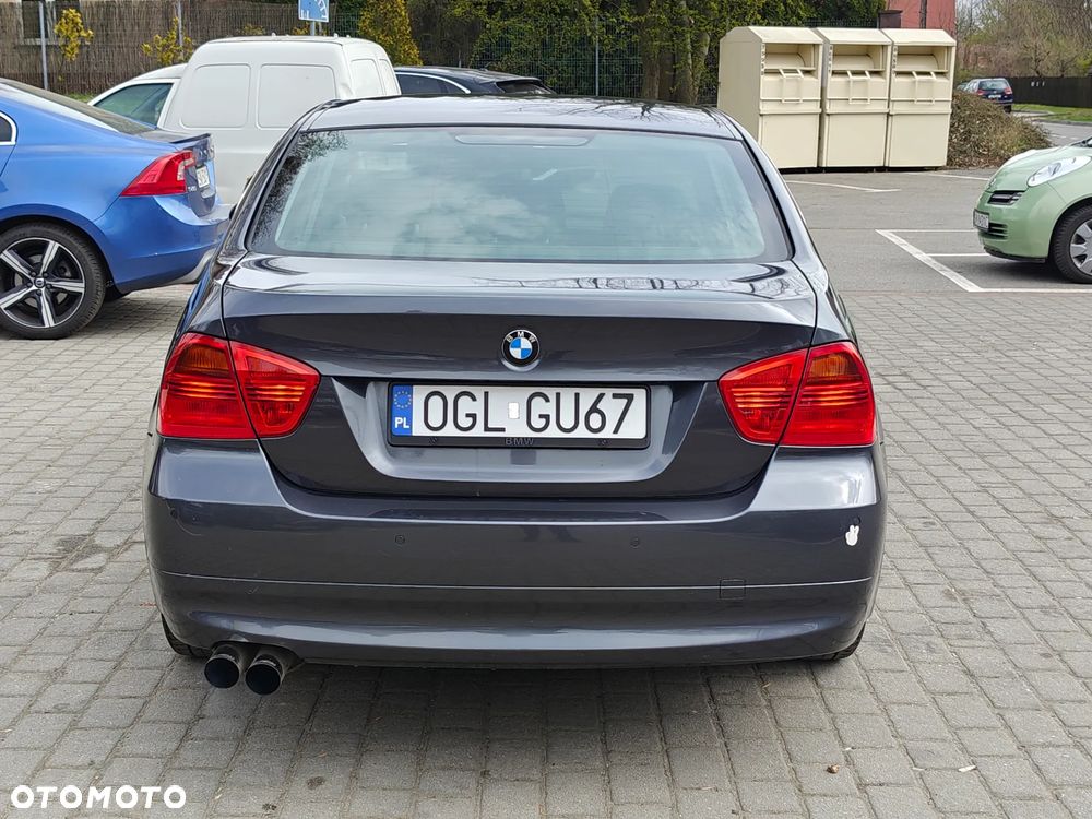 BMW Seria 3 325i - 9