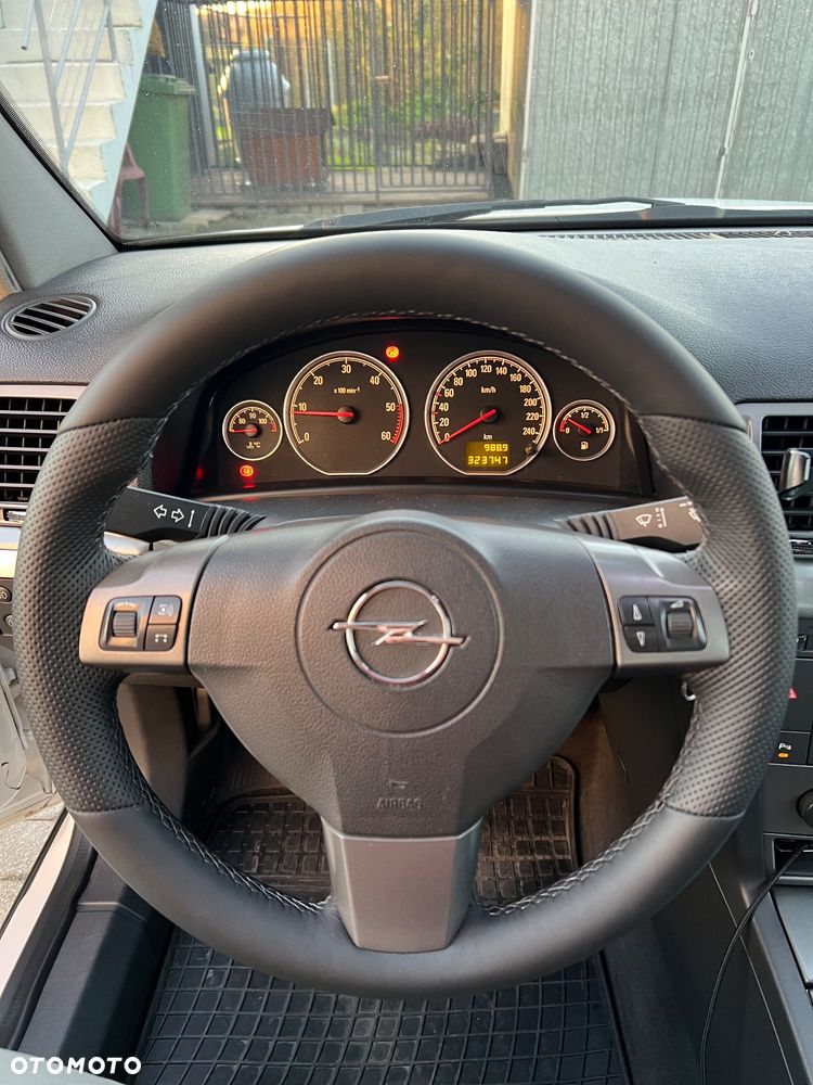 Opel Vectra 1.9 CDTI Sport/GTS - 15