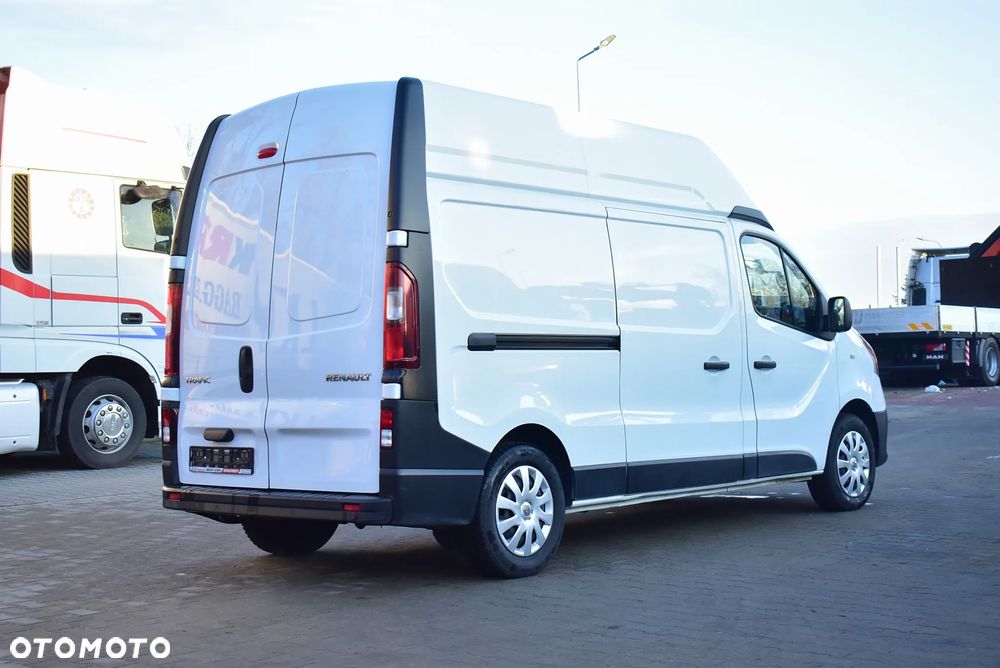 Renault Trafic 1.6 D 145 KM /Blaszak L2H2 / Wysoki ! / Oryginalny przebieg / Sprowadzony z Niemiec ! - 9