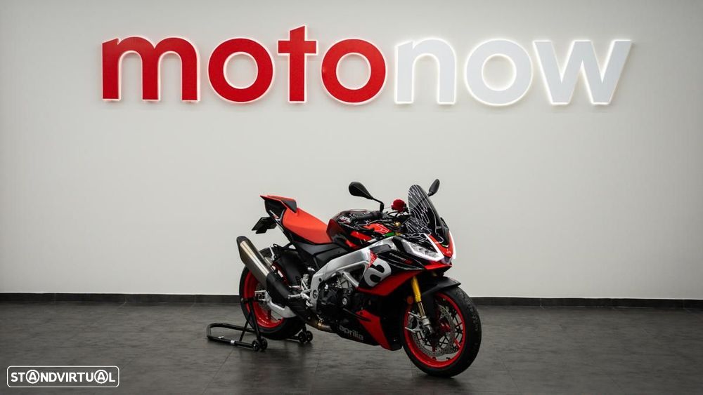 Aprilia Tuono V4 Factory - 1