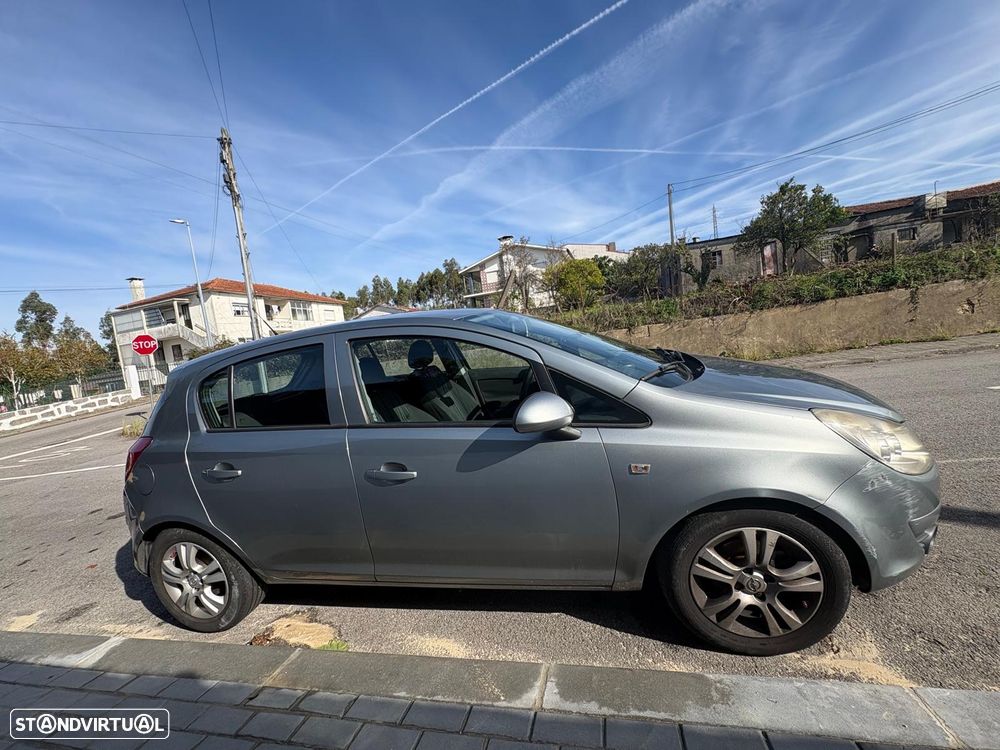 Opel Corsa 1.3 CDTi Enjoy EcoFLEX - 8