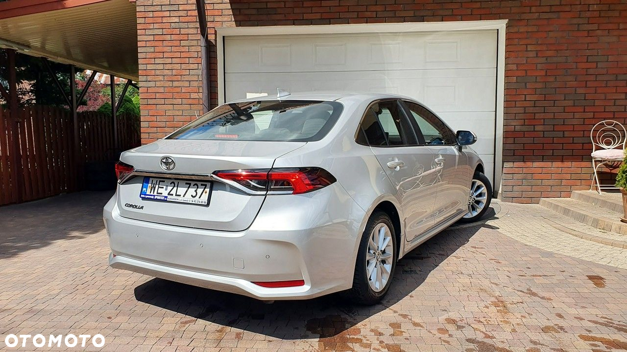 Toyota Corolla 1.6 Comfort - 11