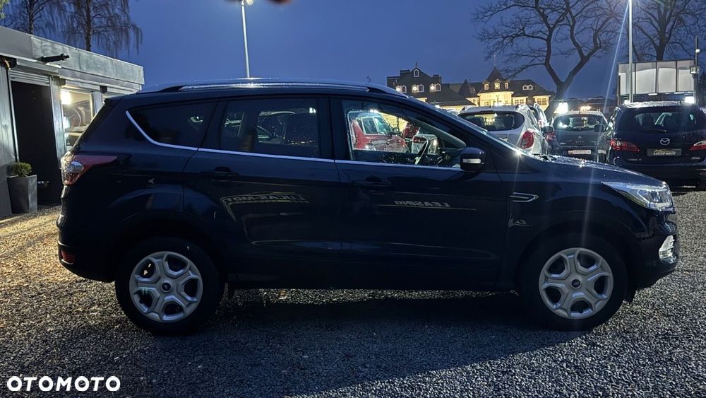 Ford Kuga - 4