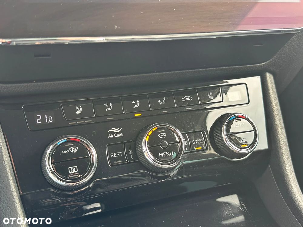 Skoda Superb 2.0 TSI 4x4 L&K DSG - 24