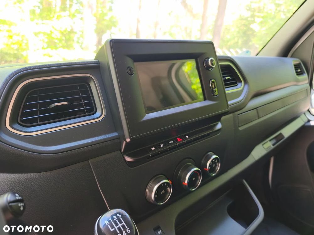 Renault Master - 15