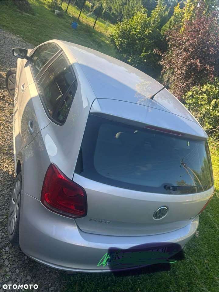 Volkswagen Polo 1.4 16V Comfortline - 2