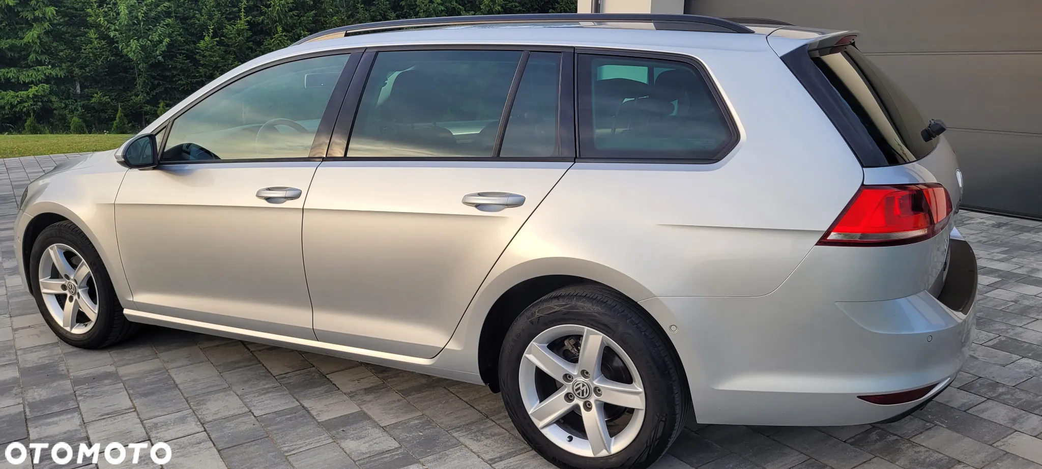 Volkswagen Golf VI 1.6 TDI Comfortline - 5